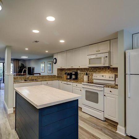 Golf View Two Bedroom With K Q And Fold Out Couch Bikes & Beach Gear Included Hilton Head Island Exterior photo