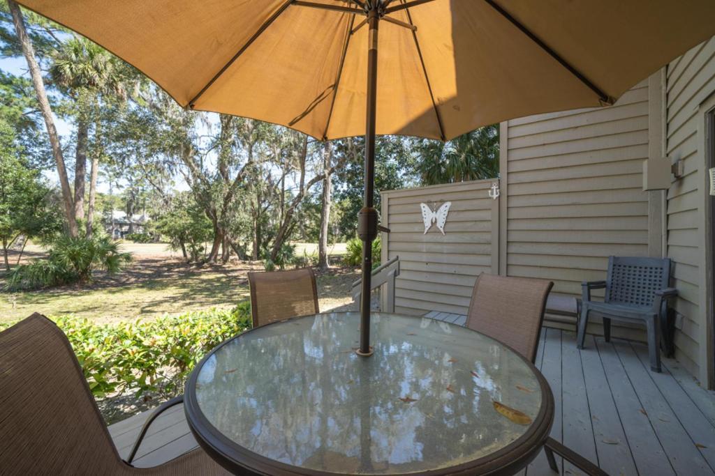 Golf View Two Bedroom With K Q And Fold Out Couch Bikes & Beach Gear Included Hilton Head Island Exterior photo